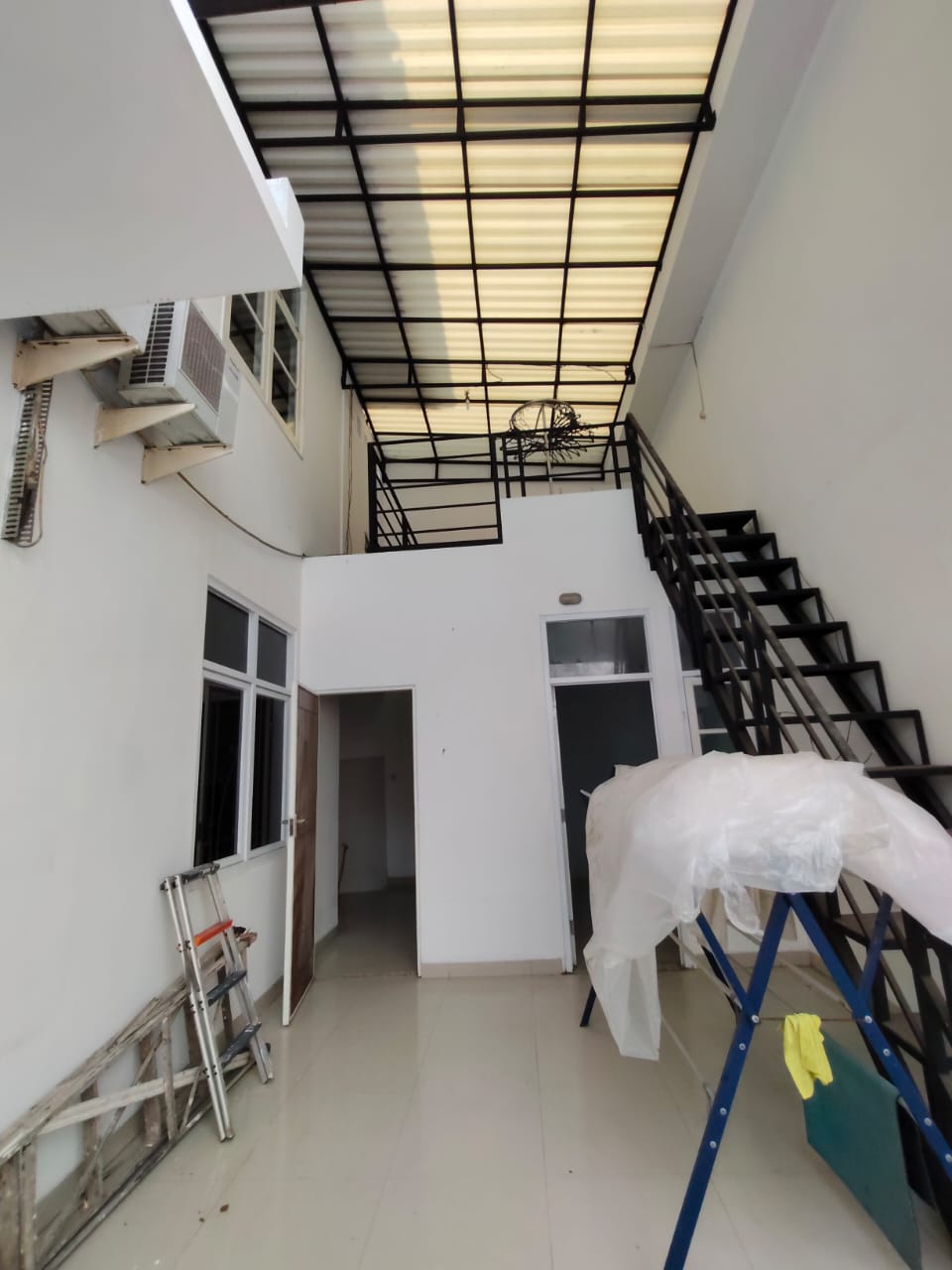 Rumah Disewakan di Cluster Taman Beverly Lippo Cikarang